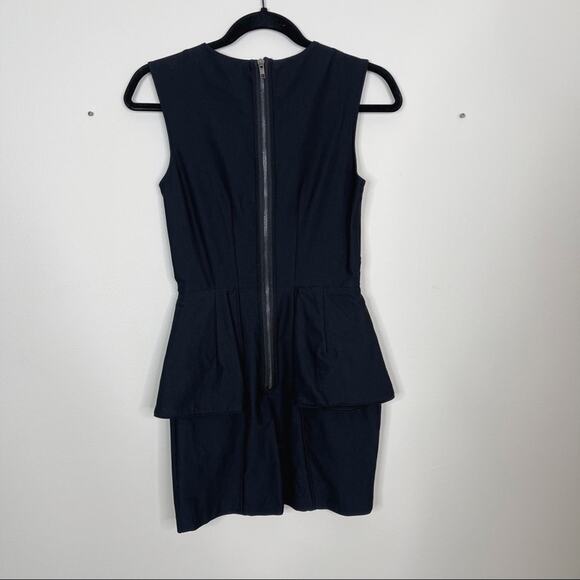 H&M Size 4 Black Structured Peplum Sheath Dress Sleeveless Zip Back Cocktail - Picture 2 of 6
